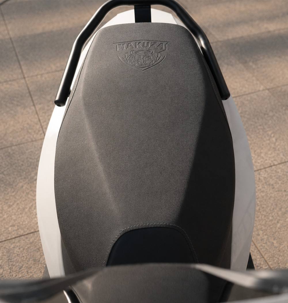 Yakuza Electric Scooter: NEU gallery
