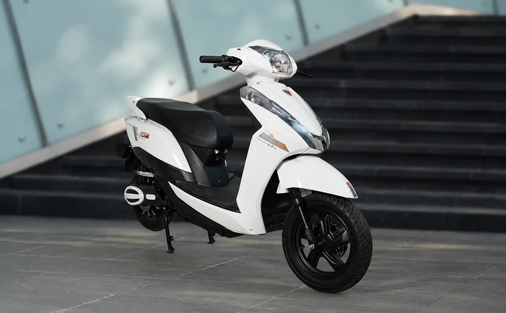Yakuza Electric Scooter: ADAA gallery