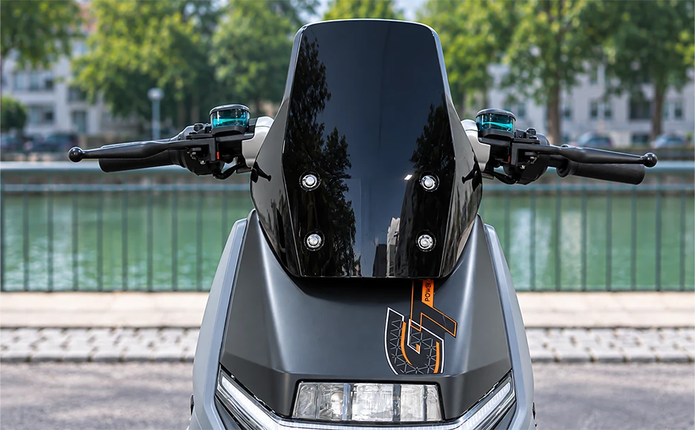 Yakuza Electric Scooter: Y1 gallery