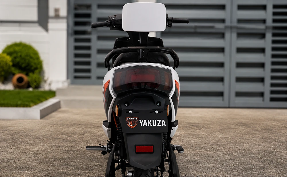 Yakuza Electric Scooter: Y2 gallery